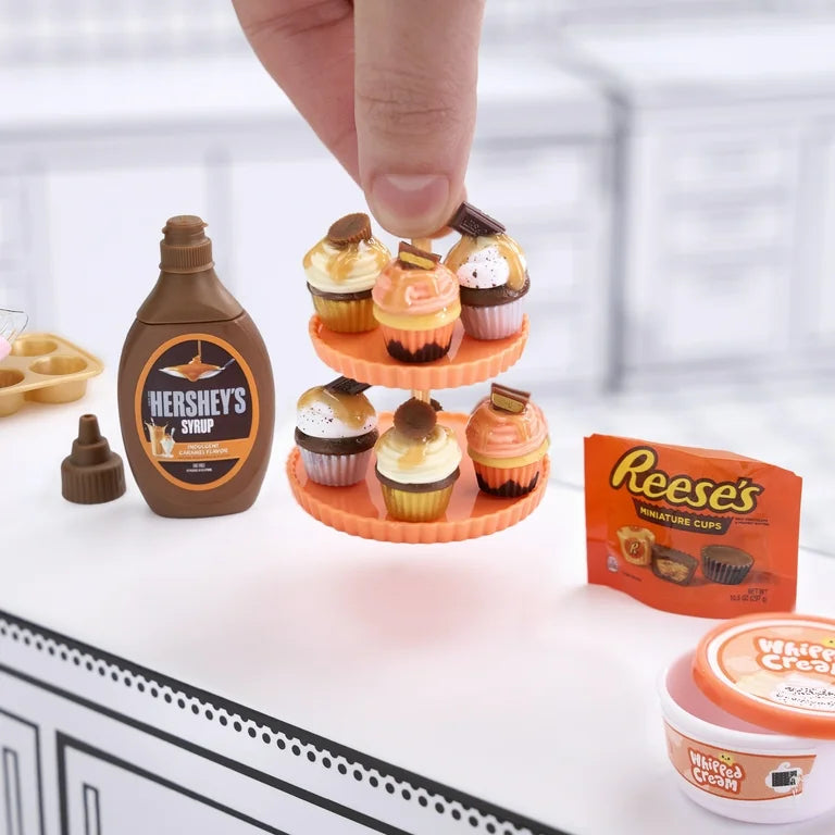 MGA's Miniverse Make It Mini Food Hershey Multi-Pack Mini Collectibles, DIY, Resin Play, Replica Food, Not Edible, Collectors, 8+