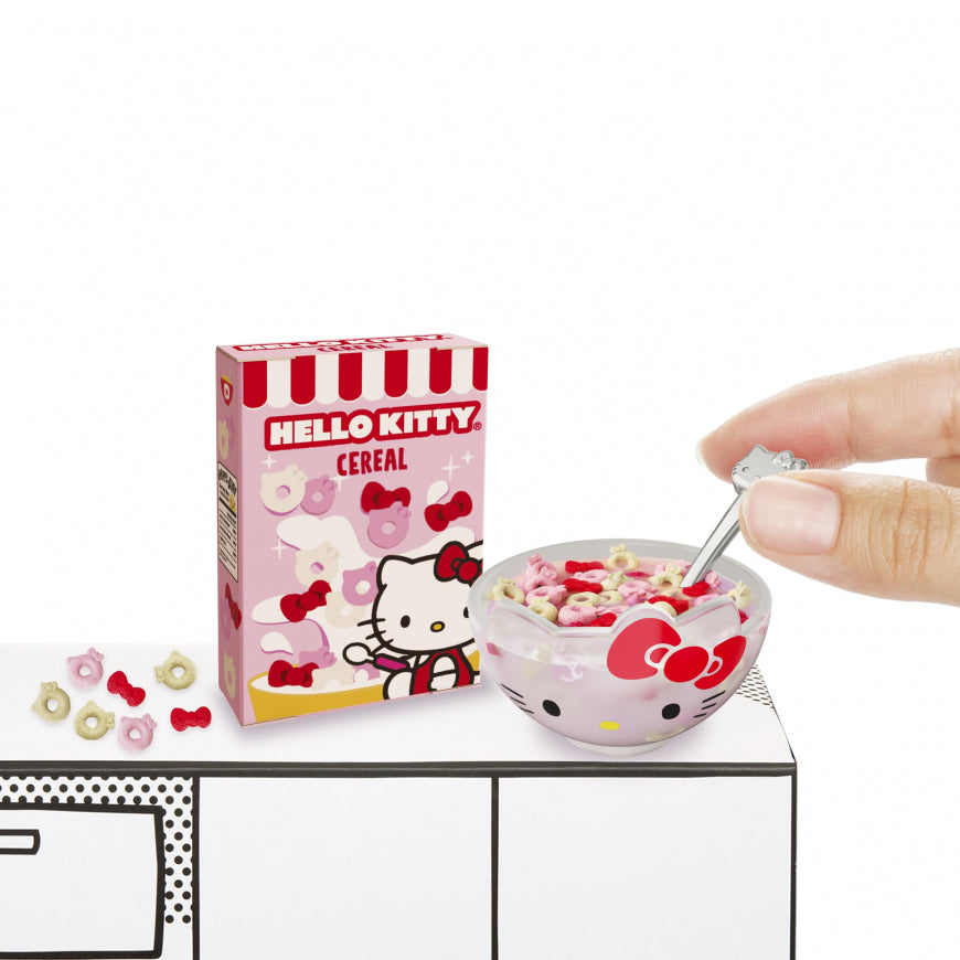 MGA's Miniverse Make It Mini Food Hello Kitty® Sanrio Mini Collectibles